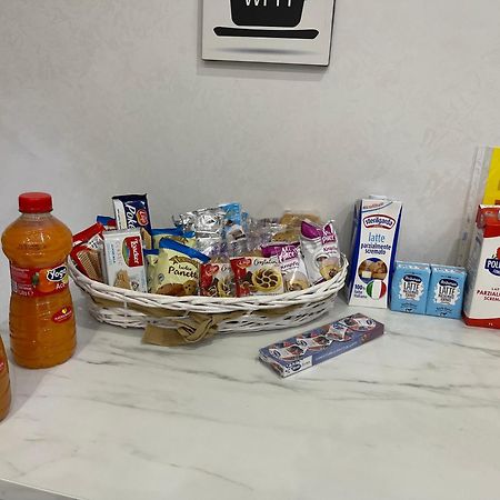 Suite Limatola Napoli Eksteriør billede